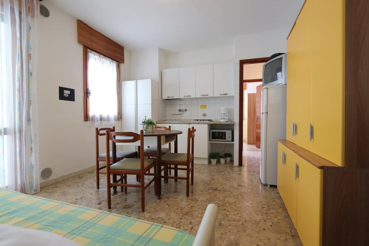 Appartamenti Fiordalisi Bibione Exterior photo